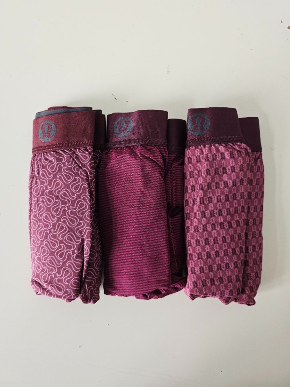 NIB LULULEMON Trio Burgundy Print Always In Motion Boxer 7" Medium 3-Pack